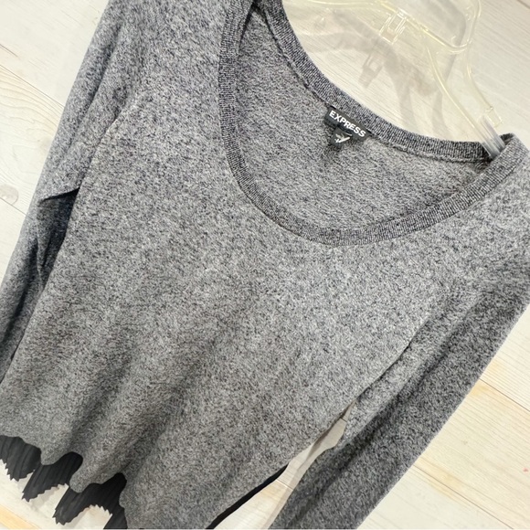 Express heather gray long sleeve layered knit top - Picture 6 of 7